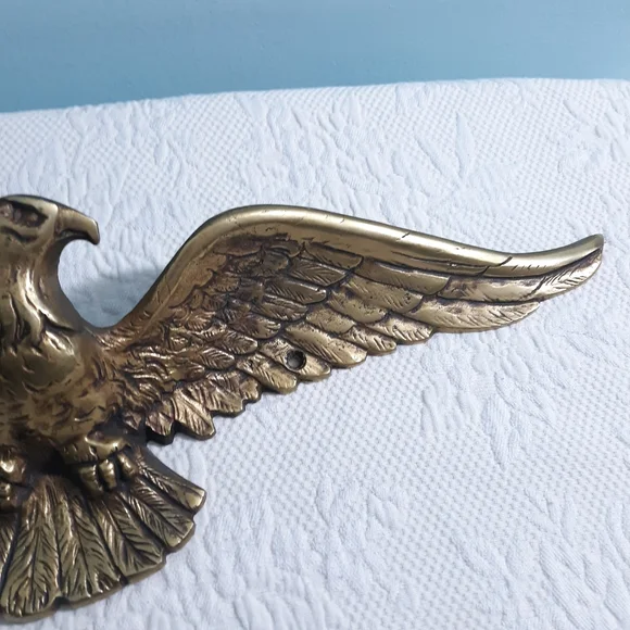 Large 4LB Brass Bald Eagle Wall Door House Plaque Gold Hanging America Patriotic - Picture 6 of 15